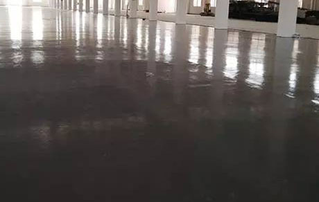 廠房使用環氧地坪漆有哪些好處？如何正確施工？